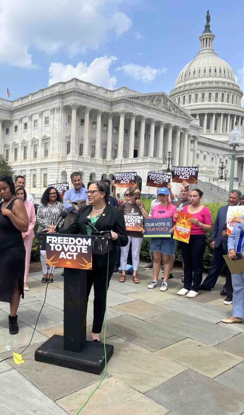 Rep. McClellan stands in front of the U.S. Capitol