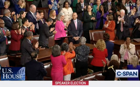 House Dems stand in applause for Hakeem Jeffries.